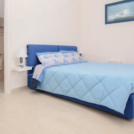 Casa Vacanze La Spiaggia * Mommio